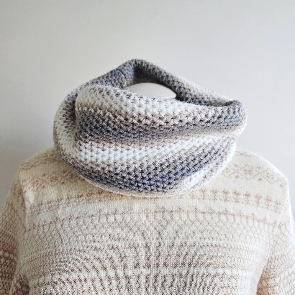 Calvin Klein Infinity Waffle Striped Tan Gray White Loop Winter Knit Scarf